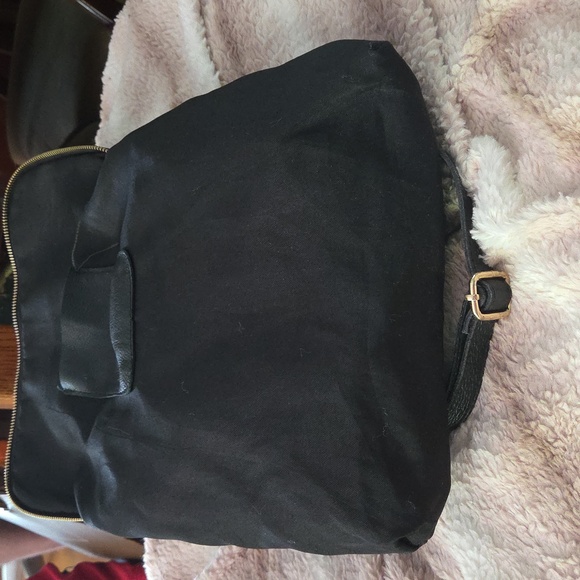 Vera Pelle Black Italian Leather small backpack. Excellent Used Condition. - Picture 7 of 12